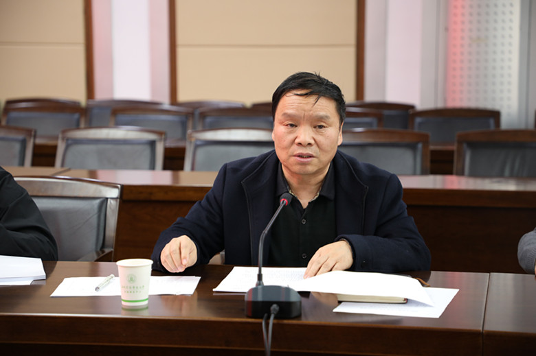 adf617322fad48bd95bf3a8ab437f788.jpg 孙安礼主持会议并提出要求.jpg