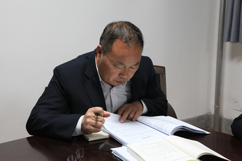 李红星发言.JPG