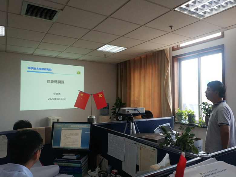 学习现场_副本.jpg