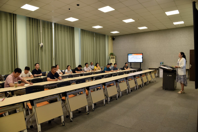 专题学习现场.jpg