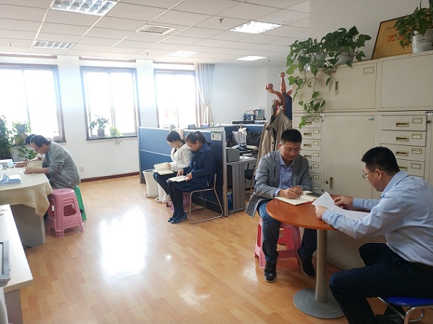 学习现场.jpg