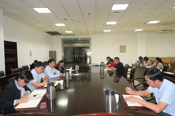 组织生活会现场.JPG