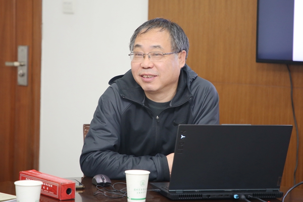 马克思主义学院方建斌教授作专题辅导报告.jpg