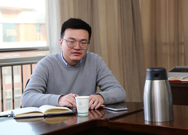 周天弘同志作分享交流.jpg
